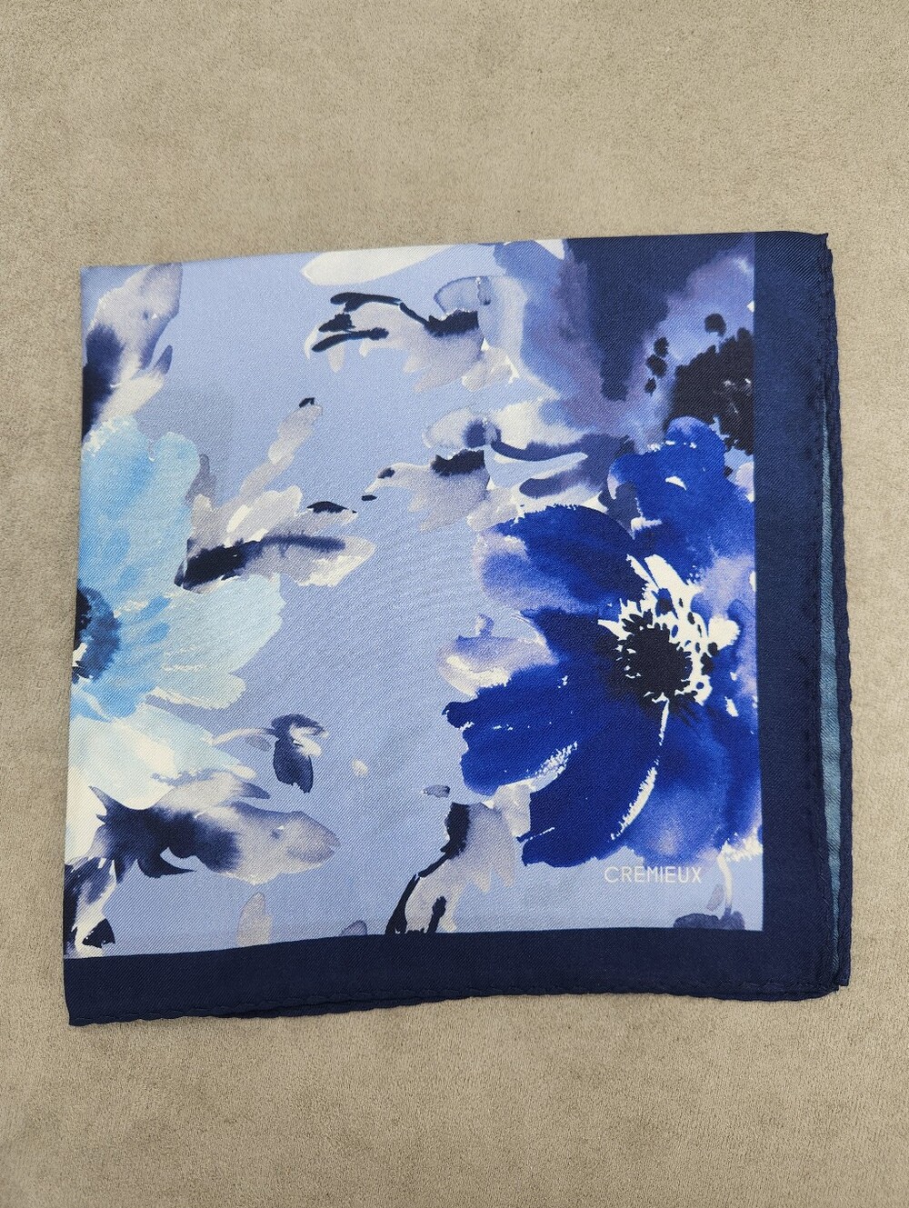 Cremieux Pocket Square Blue Foulard 100% Silk Pochette Floral Formal New $35